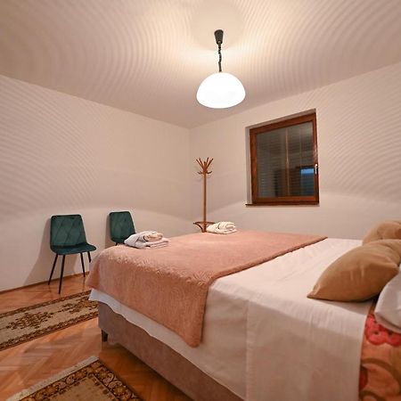 Apartman Oskar Ποντγορίτσα Εξωτερικό φωτογραφία