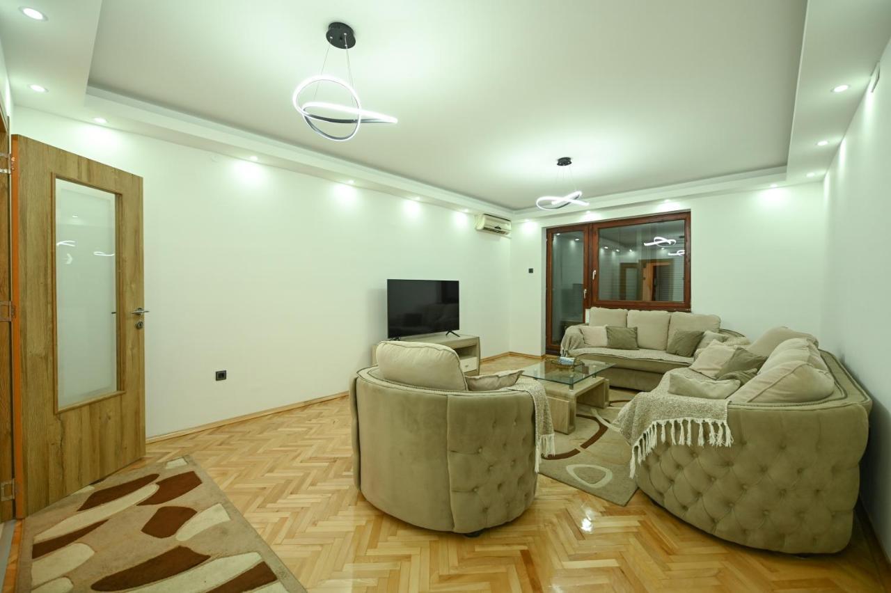 Apartman Oskar Ποντγορίτσα Εξωτερικό φωτογραφία