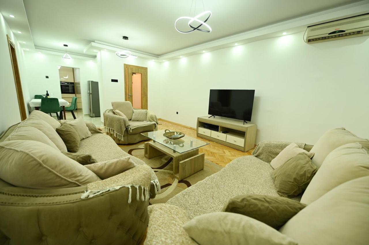 Apartman Oskar Ποντγορίτσα Εξωτερικό φωτογραφία