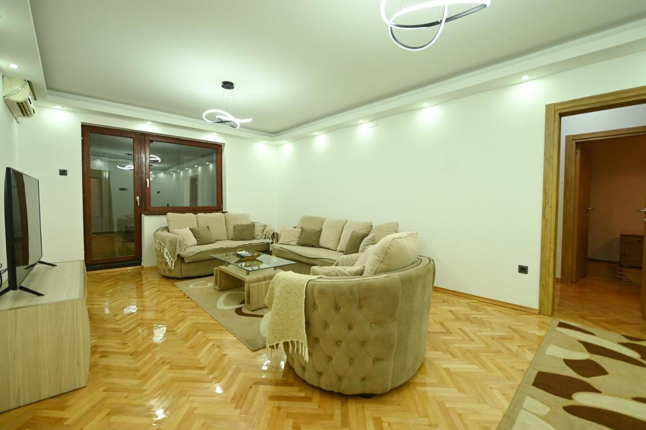 Apartman Oskar Ποντγορίτσα Εξωτερικό φωτογραφία