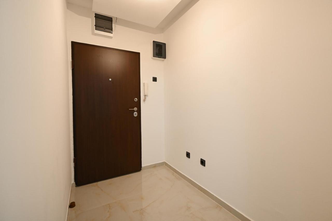 Apartman Oskar Ποντγορίτσα Εξωτερικό φωτογραφία
