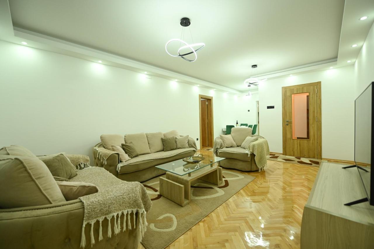 Apartman Oskar Ποντγορίτσα Εξωτερικό φωτογραφία
