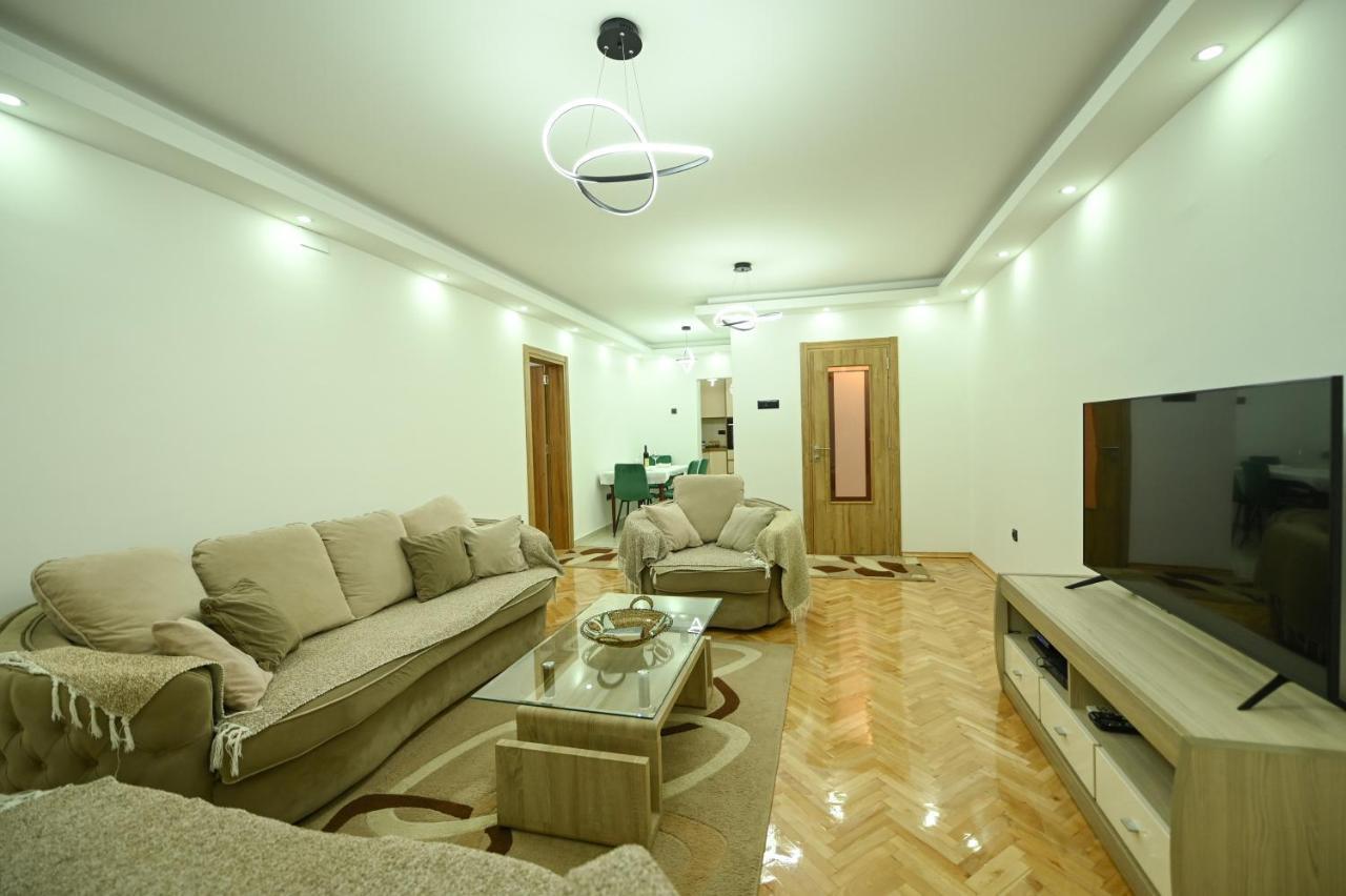 Apartman Oskar Ποντγορίτσα Εξωτερικό φωτογραφία