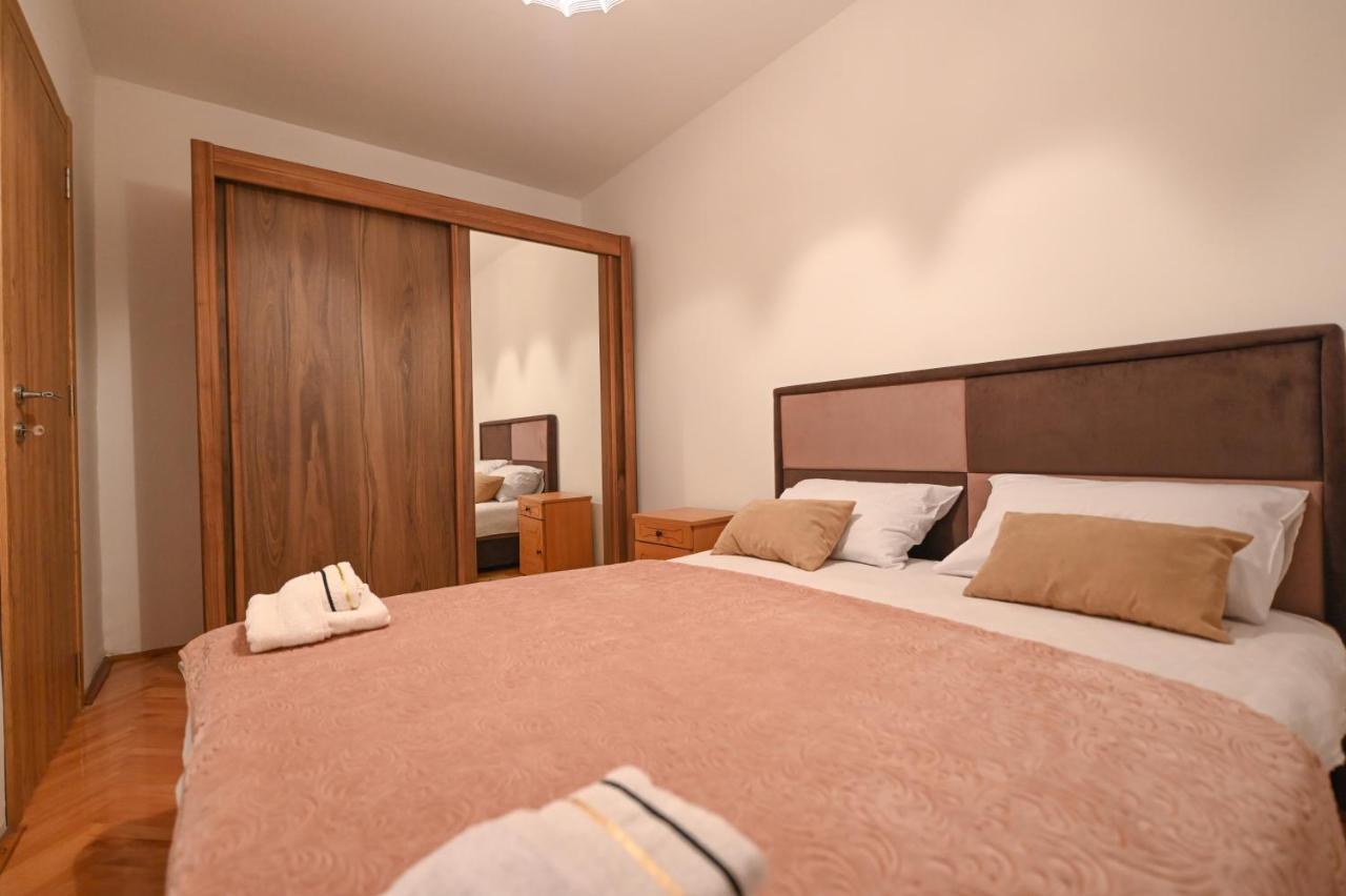 Apartman Oskar Ποντγορίτσα Εξωτερικό φωτογραφία